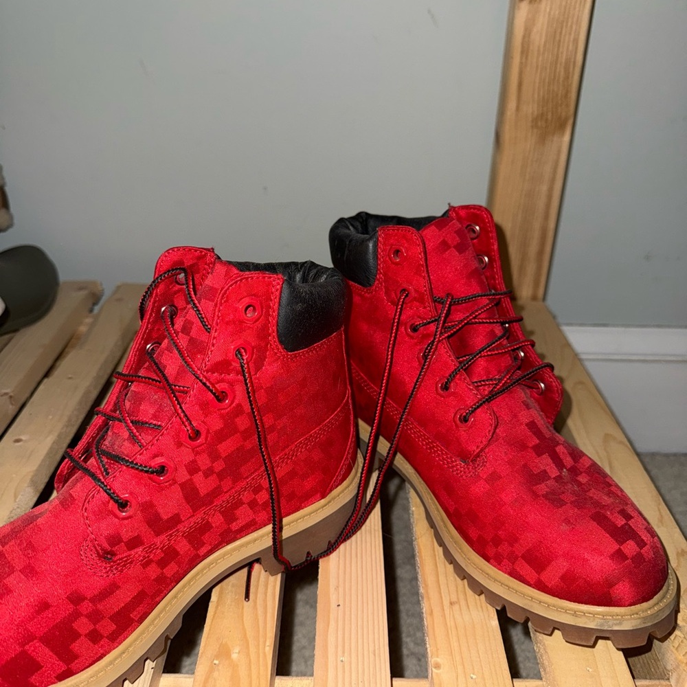 Timberland Red and Black Ankle Boots with Textured Design
